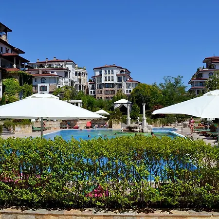 מלון דירות Apartcomplex Esteban נסבר