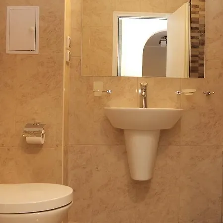 Apartcomplex Esteban נסבר