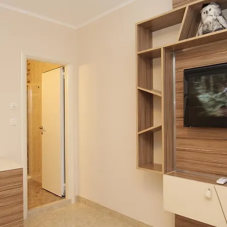מלון דירות Apartcomplex Esteban נסבר