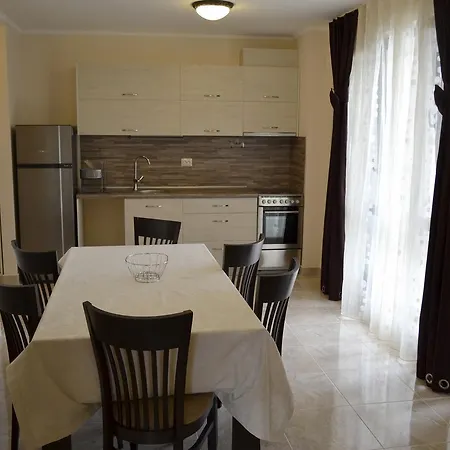 Apartcomplex Esteban * נסבר