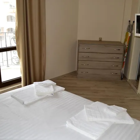 Apartcomplex Esteban מלון דירות