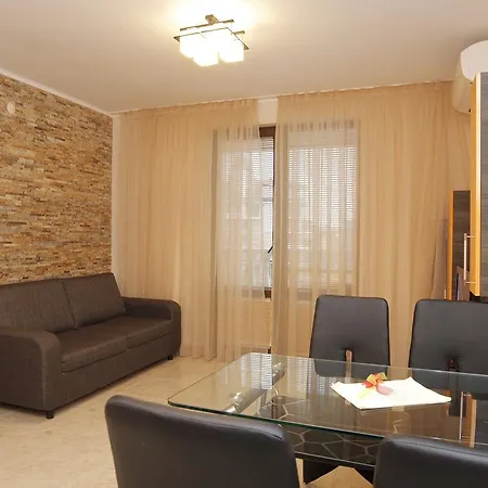 Hotel de apartamente Apartcomplex Esteban